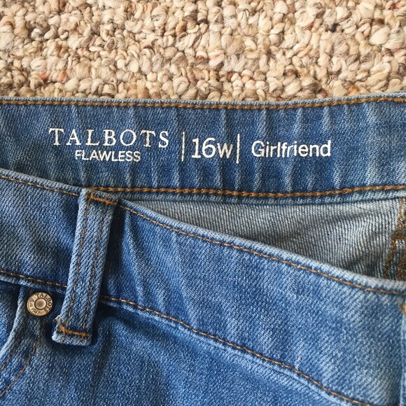 Talbots Flawless Girlfriend Jeans Size 16 16W Embroidered Cropped Denim Capris - Picture 4 of 12